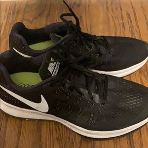 Used Nike Zoom running shoes